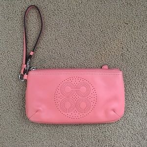 Vintage Coach Clutch! || Never been used!